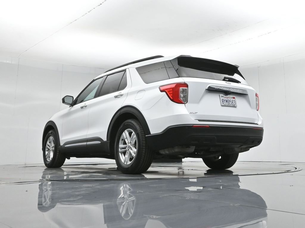 Certified 2021 Ford Explorer XLT image 49