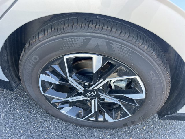 Used 2025 Hyundai Sonata SEL FWD image 7