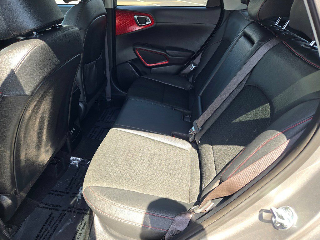 Used 2025 Kia Soul GT-Line w/ GT-Line Technology Package FWD image 15