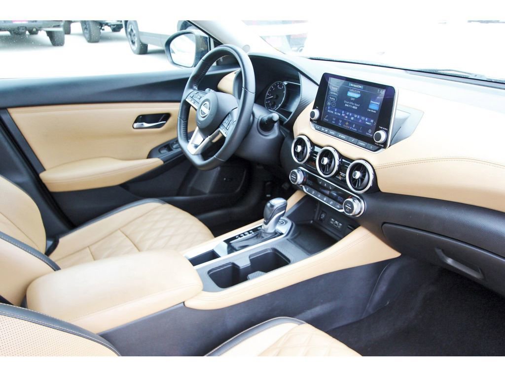 Used 2024 Nissan Sentra SV w/ SV Premium Package FWD image 30