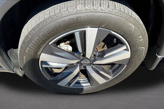 Used 2024 Nissan Rogue SL w/ SL Premium Package FWD image 35