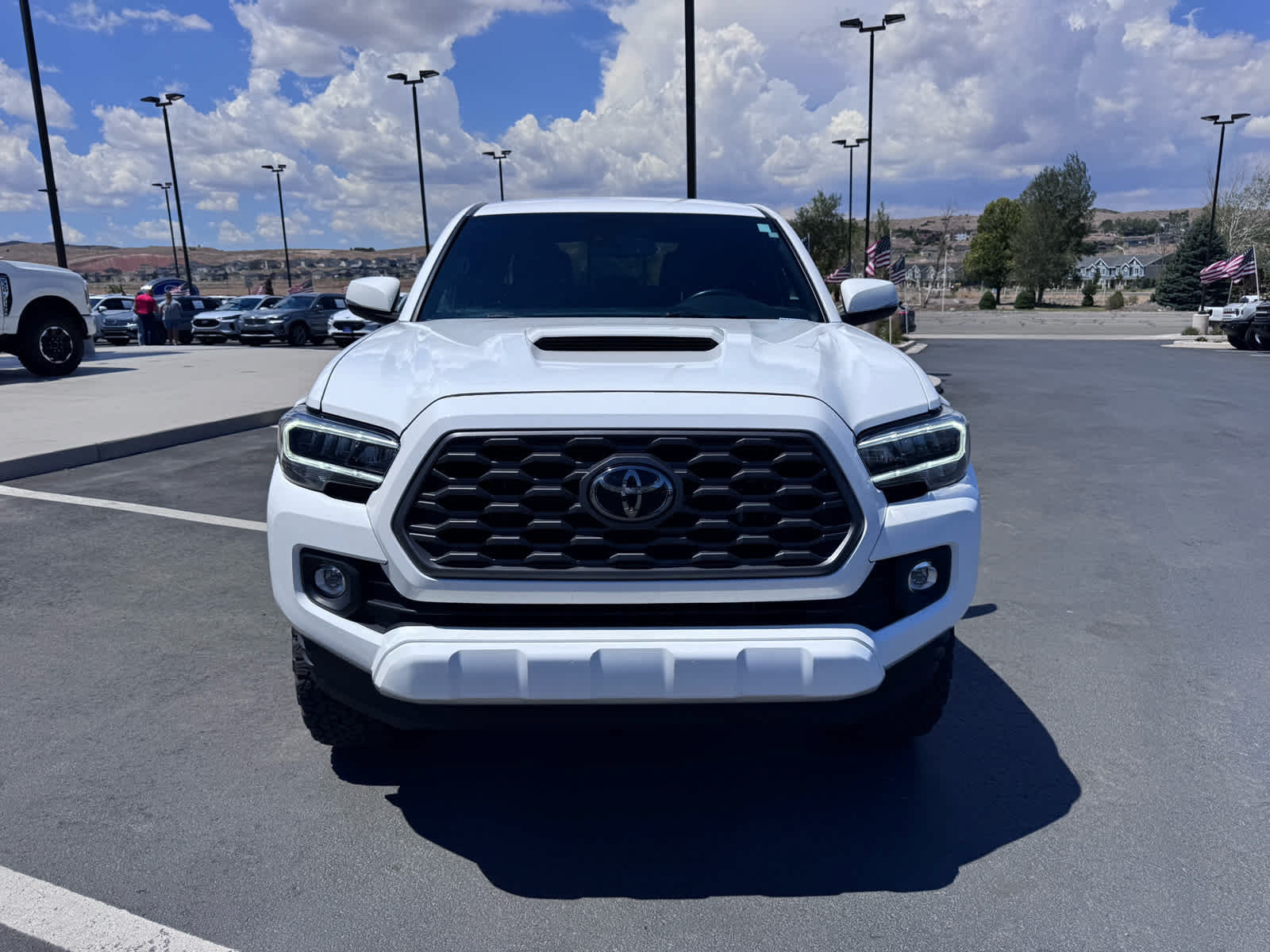 Used 2023 Toyota Tacoma TRD Sport AWD/4WD image 3