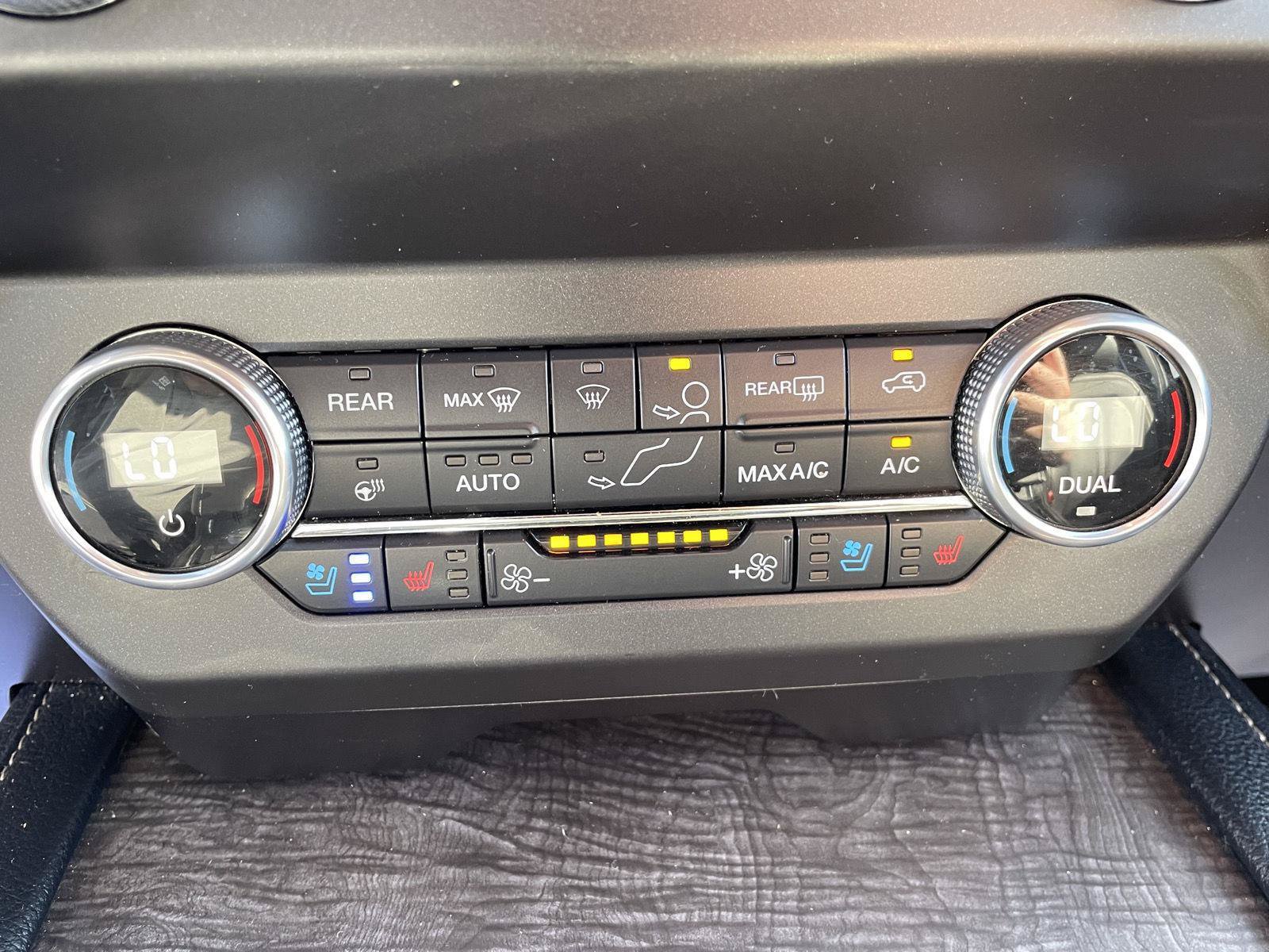 Certified 2020 Ford Expedition Limited AWD/4WD image 22