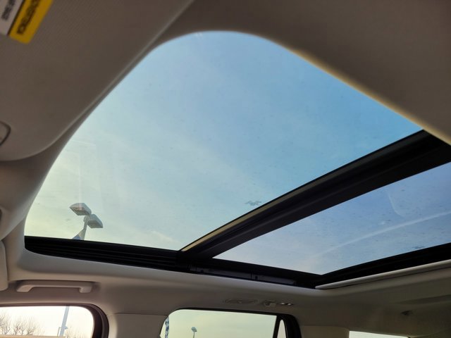 Certified 2025 Ford Expedition Active image 19