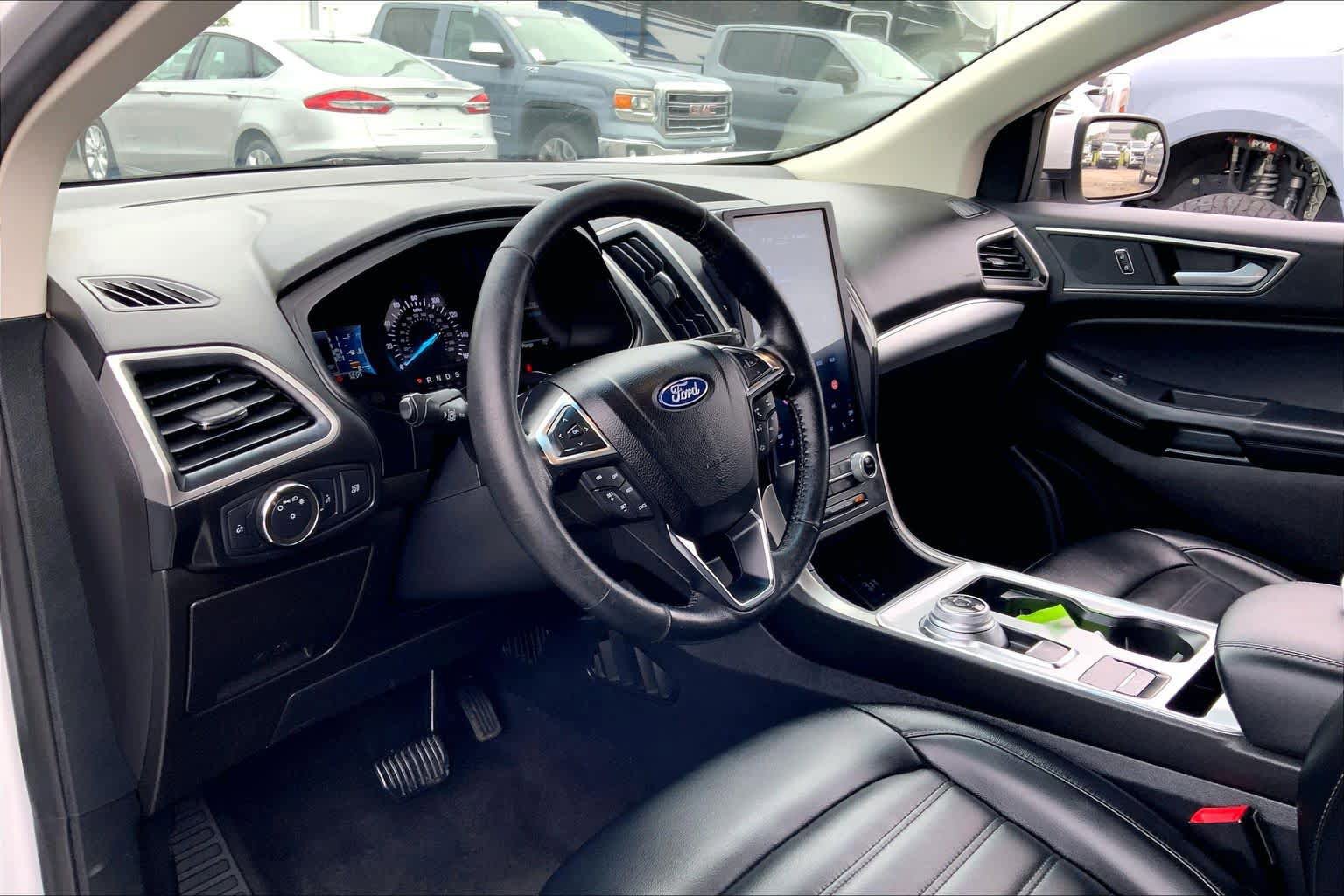 Certified 2022 Ford Edge SEL AWD/4WD image 16