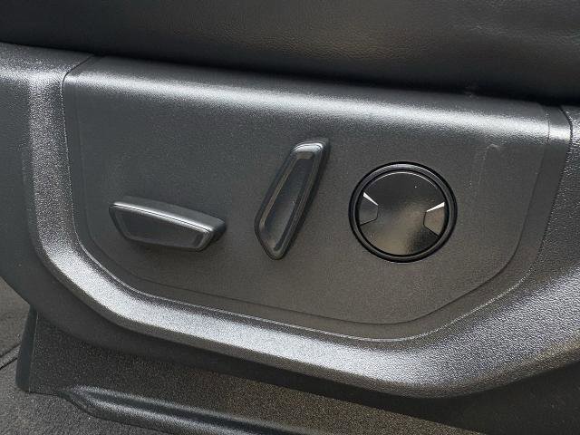 Certified 2024 Ford Expedition XLT image 28