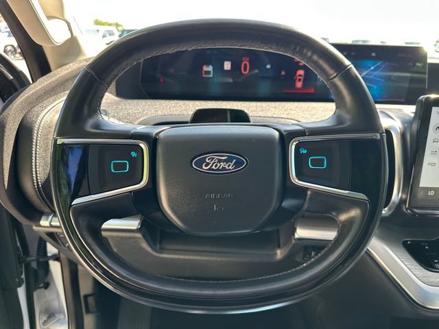Certified 2025 Ford Expedition Platinum AWD/4WD image 32