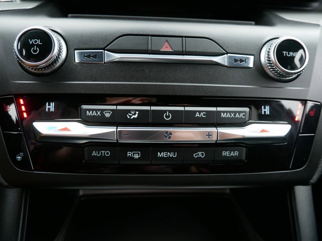 Certified 2025 Ford Escape Platinum AWD/4WD image 16