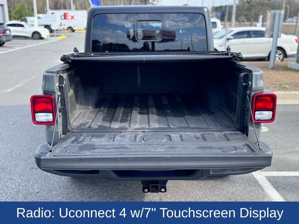 Used 2021 Jeep Gladiator Sport image 7