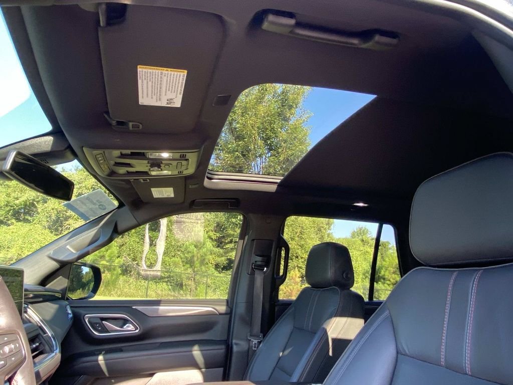 Used 2021 Chevrolet Tahoe RST w/ Luxury Package AWD/4WD image 23