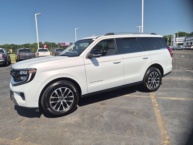 Certified 2025 Ford Expedition Platinum AWD/4WD image 8