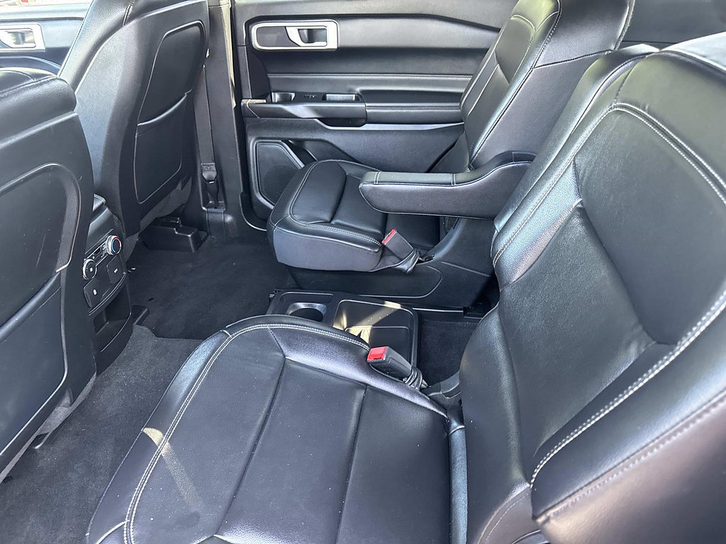 Certified 2020 Ford Explorer XLT w/ Equipment Group 202A RWD image 22