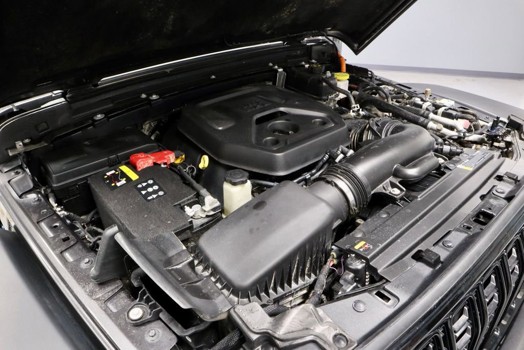 Used 2025 Jeep Wrangler Unlimited Sport S 4xe image 17