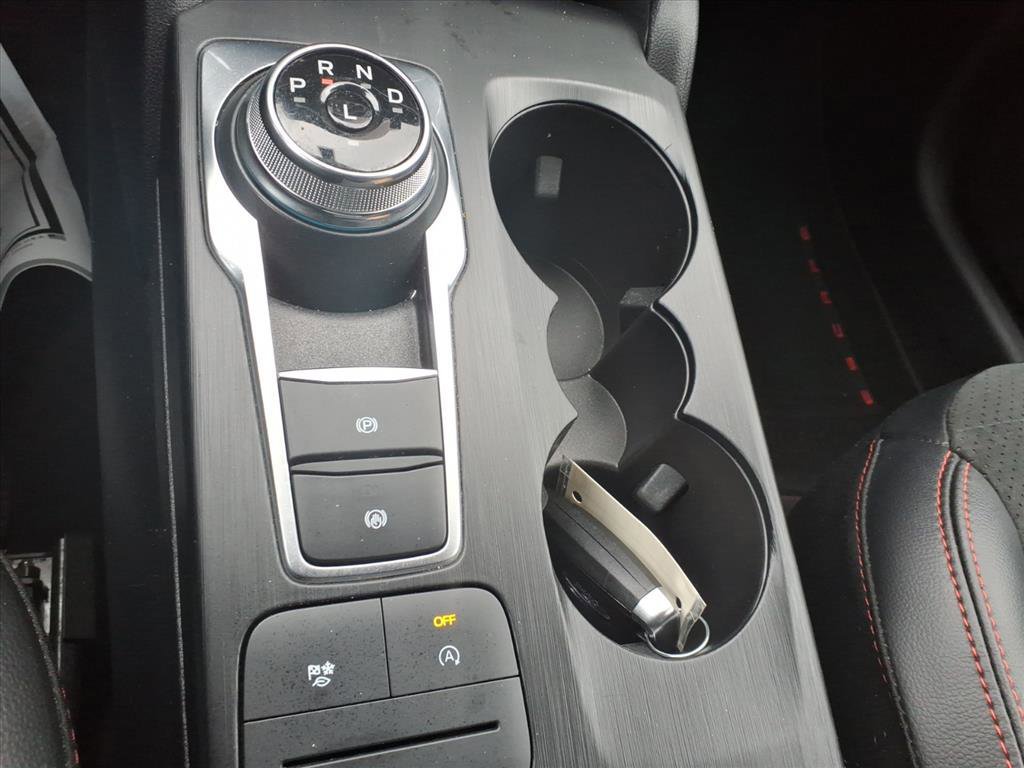 Certified 2022 Ford Escape SEL w/ SEL Stealth AWD Package image 22