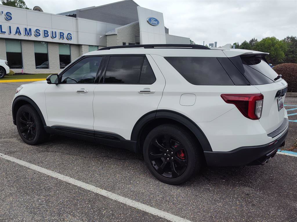 Certified 2022 Ford Explorer ST w/ Equipment Group 401A AWD/4WD image 3