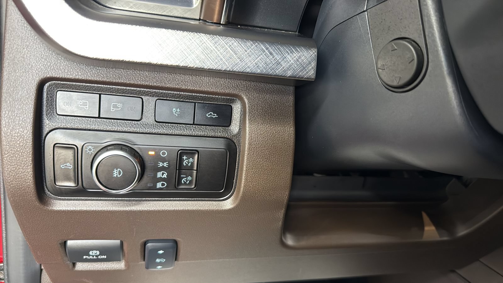 Certified 2024 Ford F250 King Ranch w/ Chrome Package AWD/4WD image 17