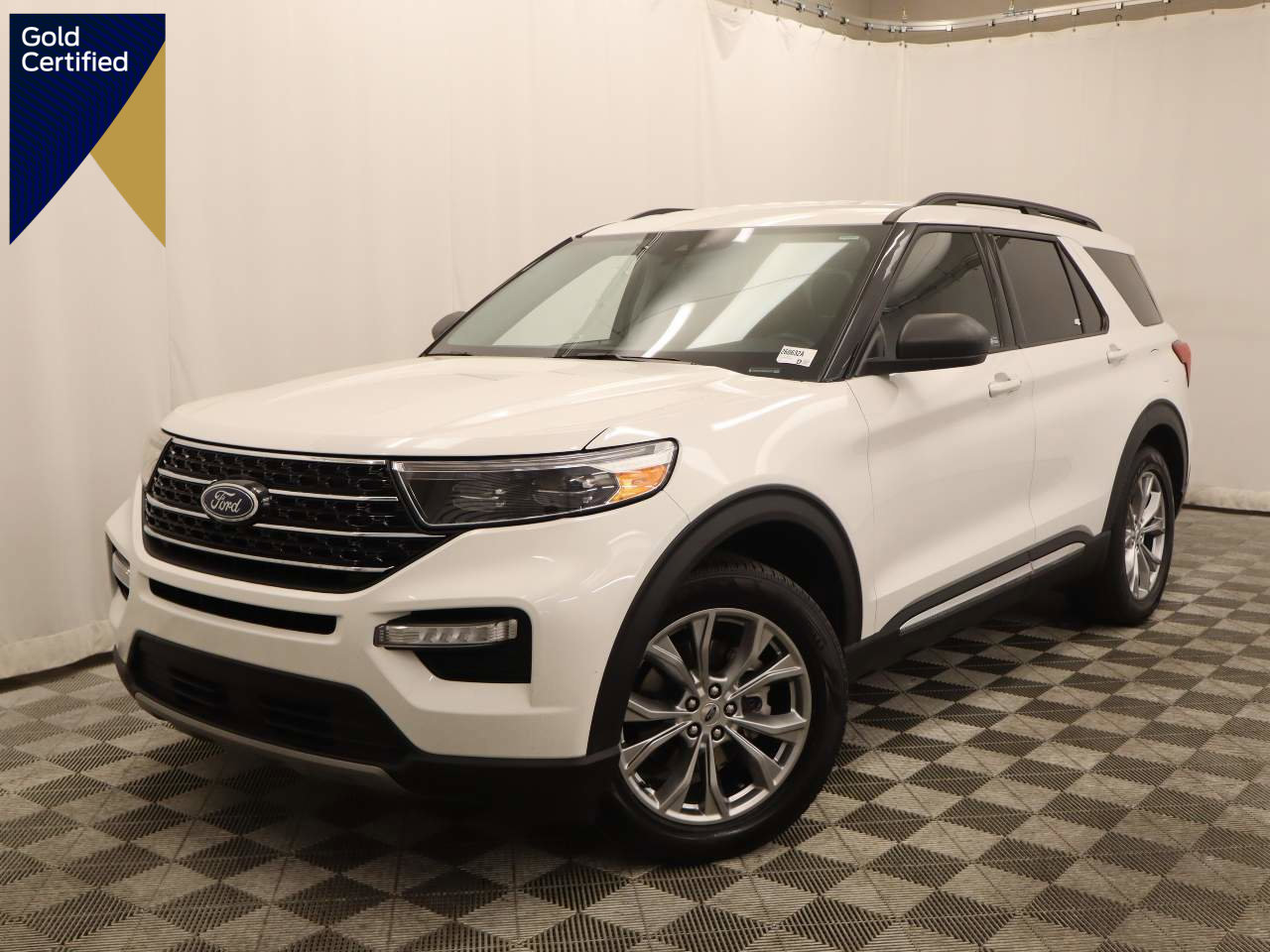 Certified 2021 Ford Explorer XLT w/ Equipment Group 202A