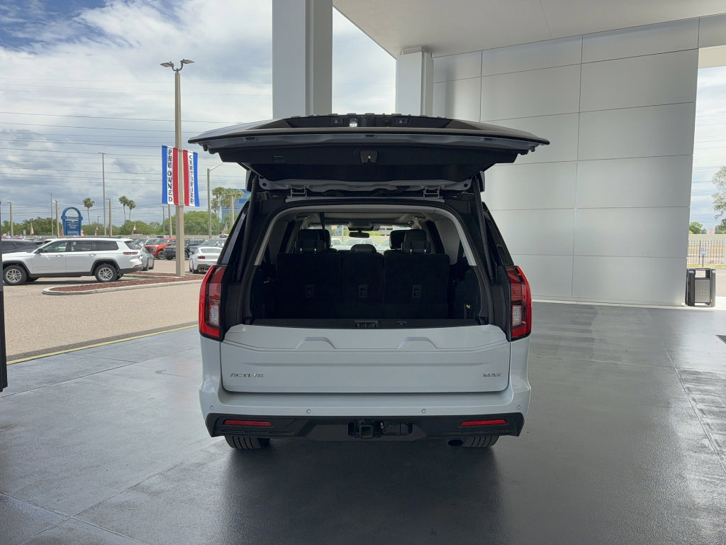 Certified 2025 Ford Expedition Max Active RWD image 7