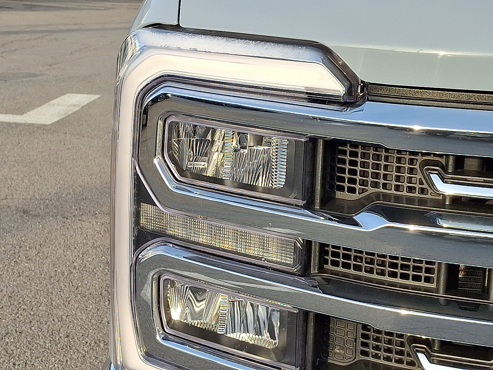 Certified 2025 Ford F350 Lariat w/ Lariat Ultimate Package image 9