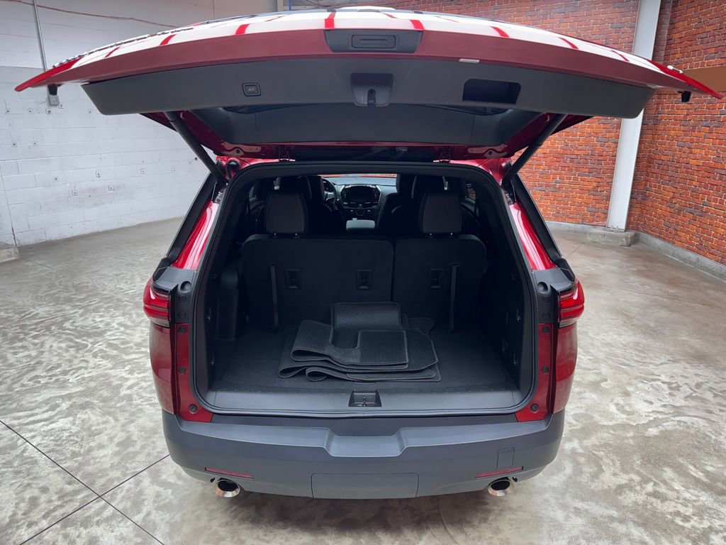 Used 2023 Chevrolet Traverse LT AWD/4WD image 30