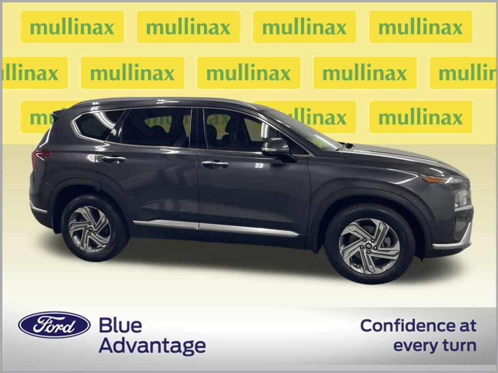 Used 2021 Hyundai Santa Fe SEL w/ Convenience Package image 2