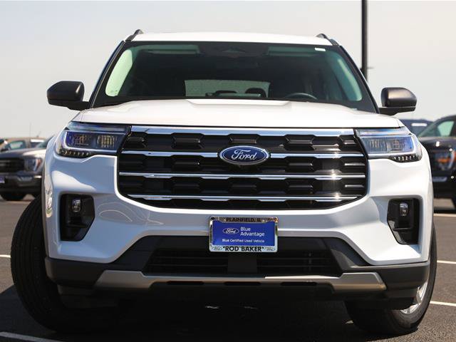 Certified 2025 Ford Explorer Active w/ Active Comfort Package AWD/4WD image 2