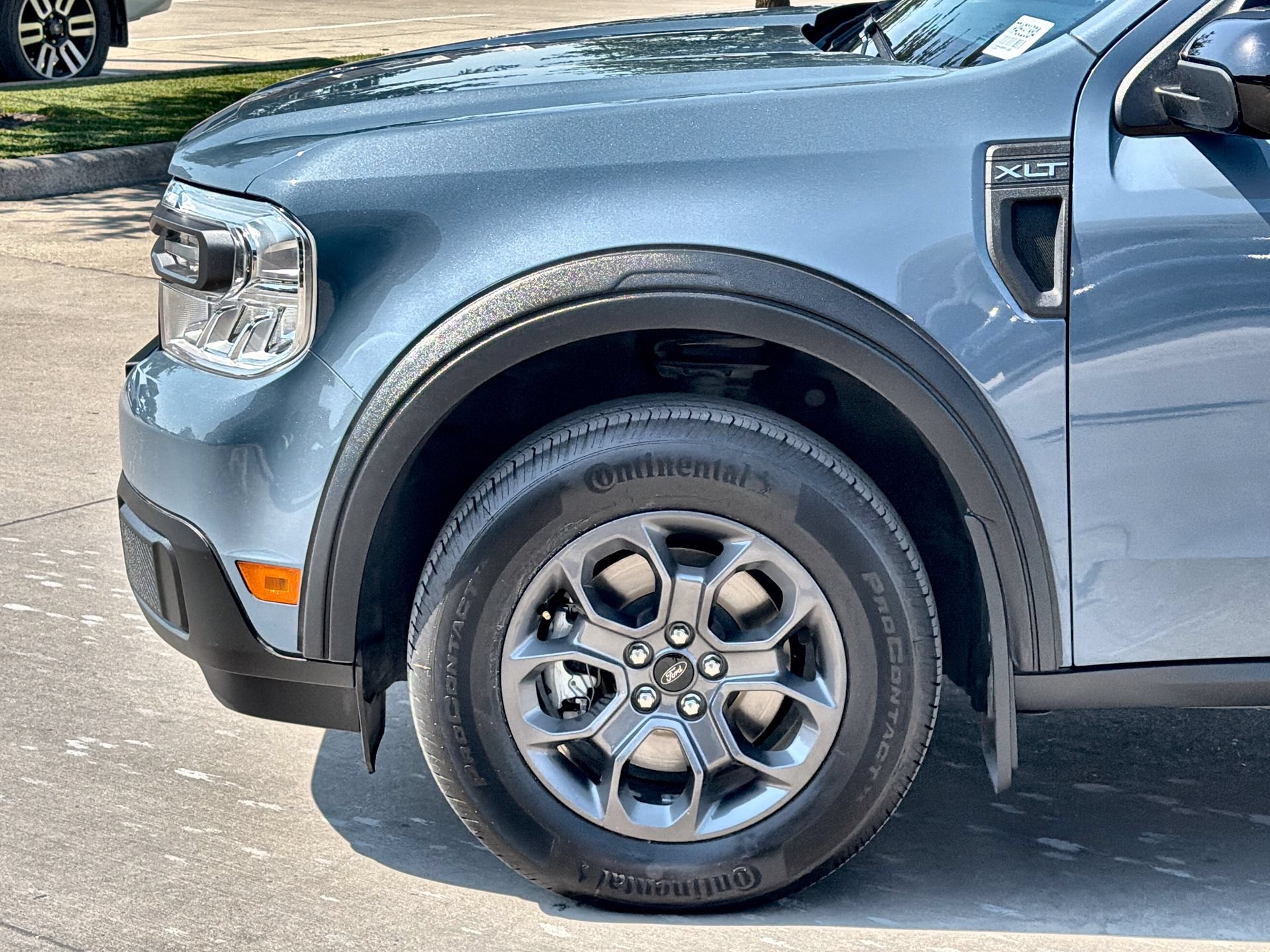 Certified 2024 Ford Maverick XLT w/ XLT Luxury Package FWD image 10