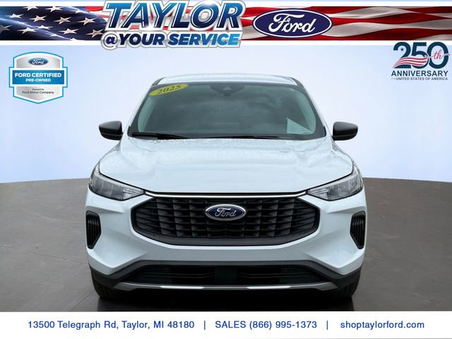 Certified 2025 Ford Escape Active w/ Cold Weather Package AWD/4WD image 2