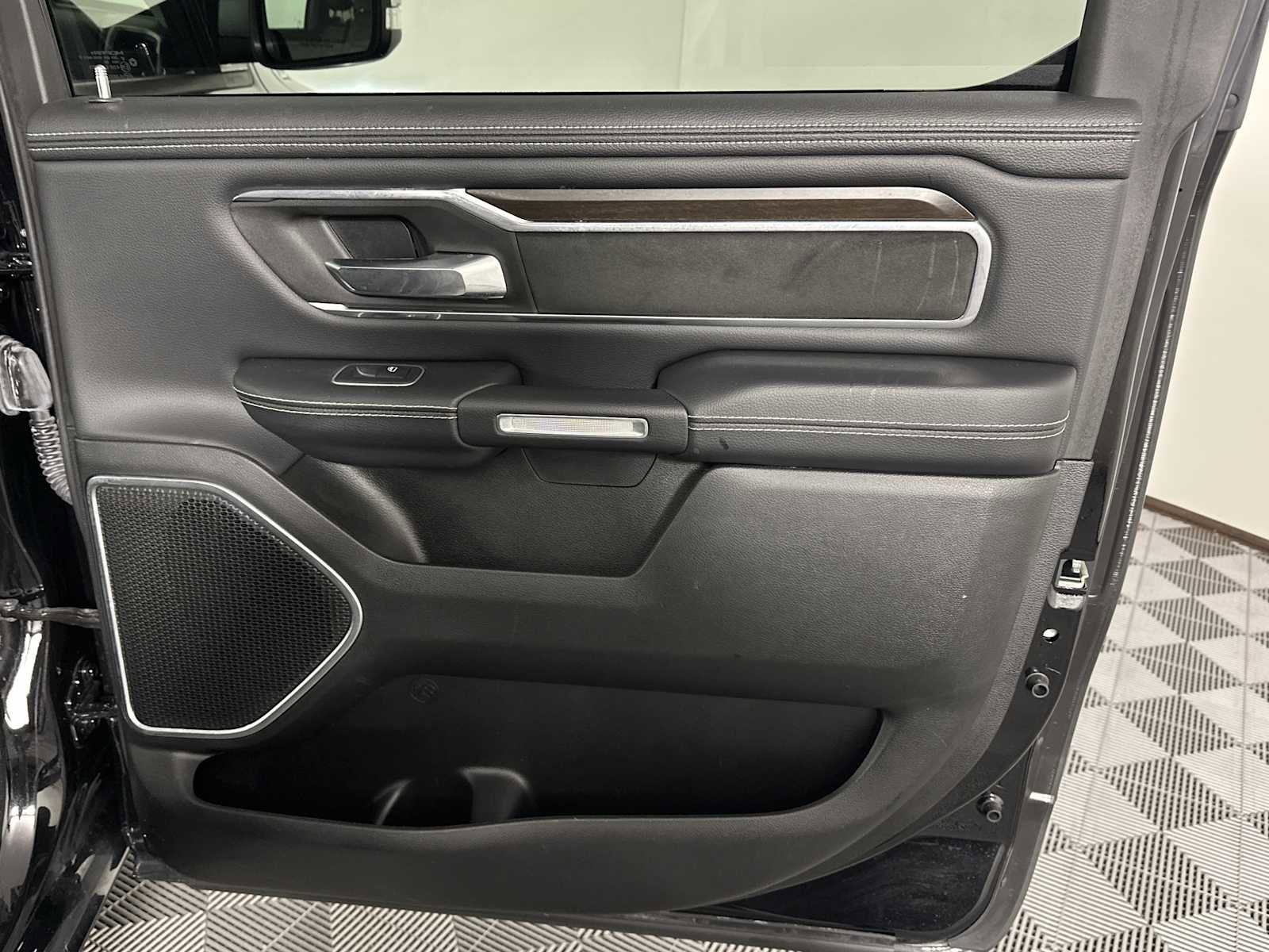 Used 2022 RAM 1500 Laramie image 16