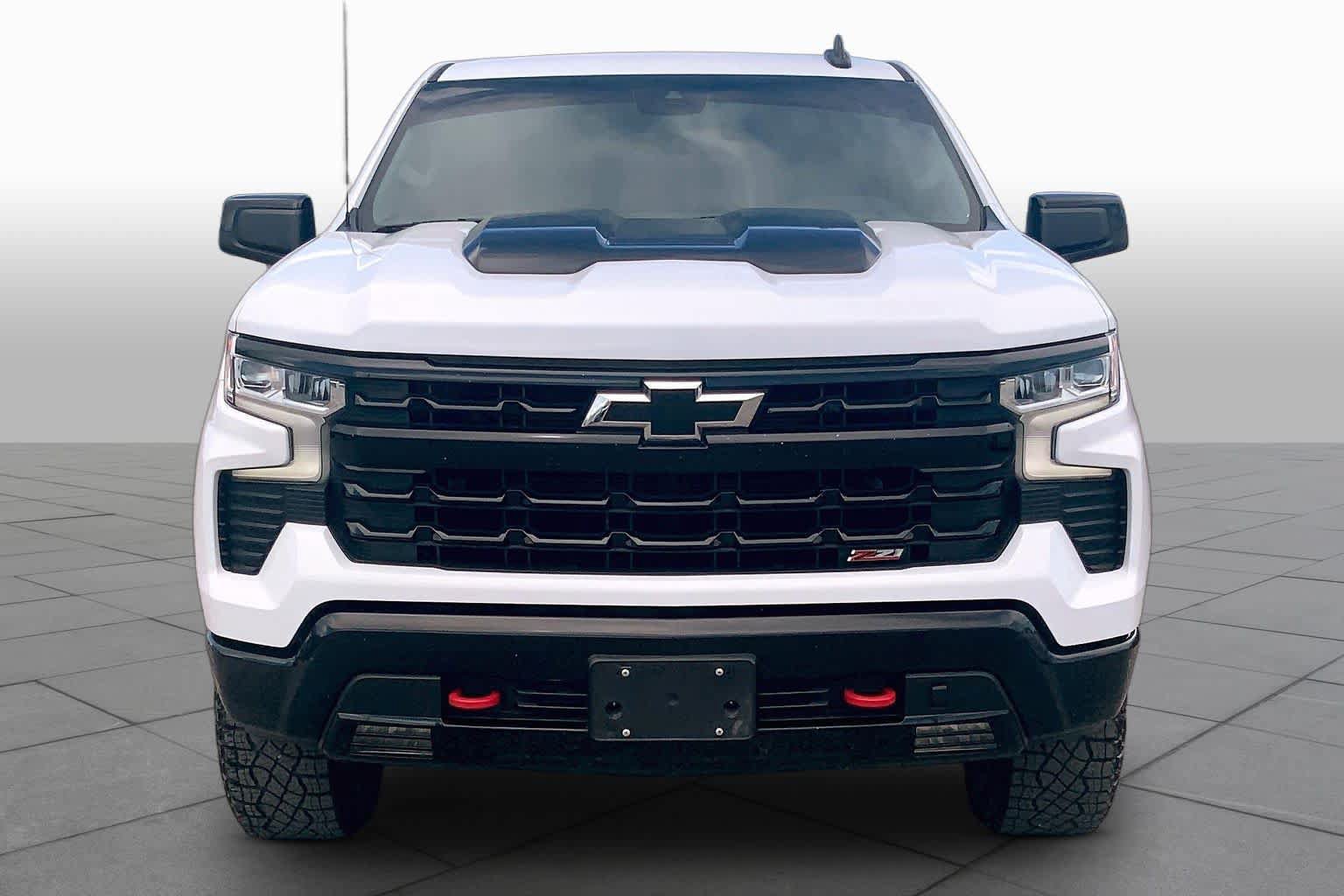 Used 2023 Chevrolet Silverado 1500 LT Trail Boss w/ Convenience Package II AWD/4WD image 4