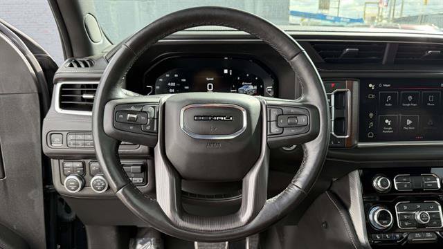 Used 2023 GMC Yukon Denali Ultimate AWD/4WD image 15