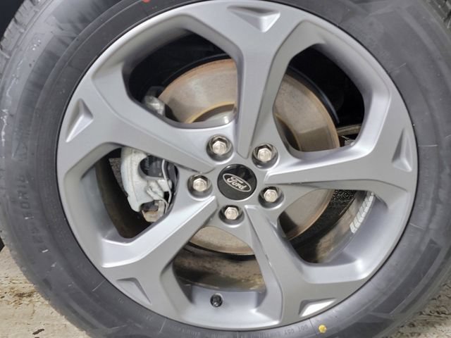 Certified 2024 Ford Escape ST-Line w/ Tech Pack #1 AWD/4WD image 10