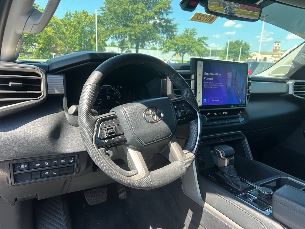 Used 2024 Toyota Tundra Limited AWD/4WD image 12
