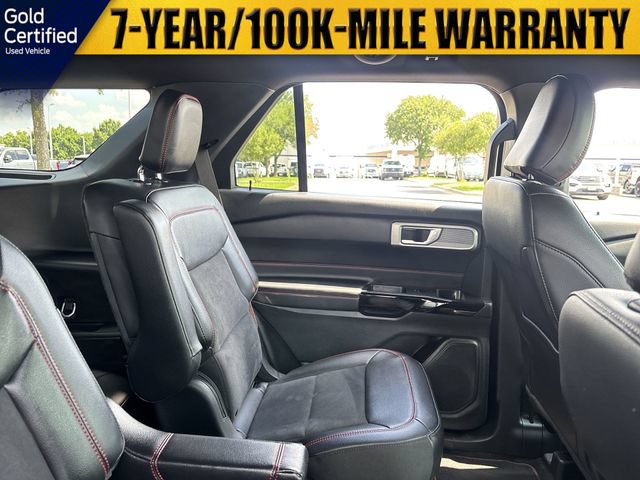 Certified 2024 Ford Explorer ST-Line w/ Class IV Trailer Tow Package RWD image 17