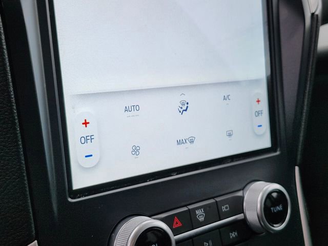 Certified 2022 Ford Edge SE w/ Black Appearance Package image 22