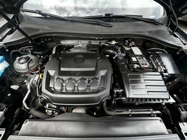 Used 2019 Volkswagen Tiguan SEL R-Line AWD/4WD image 31