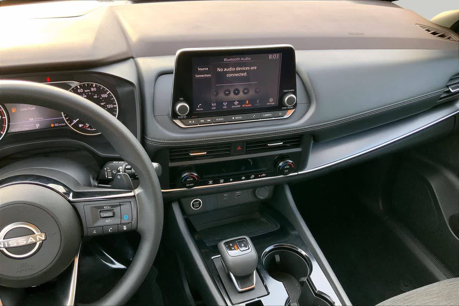 Used 2023 Nissan Rogue SV FWD image 7
