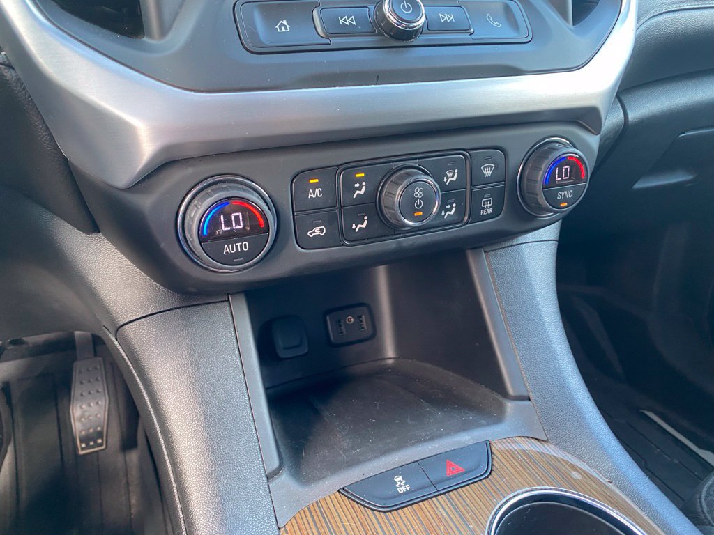 Used 2019 GMC Acadia SLE FWD image 24