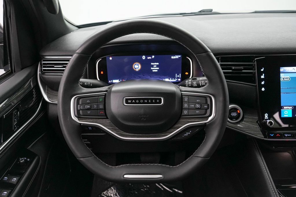 Used 2022 Jeep Wagoneer Series III image 14