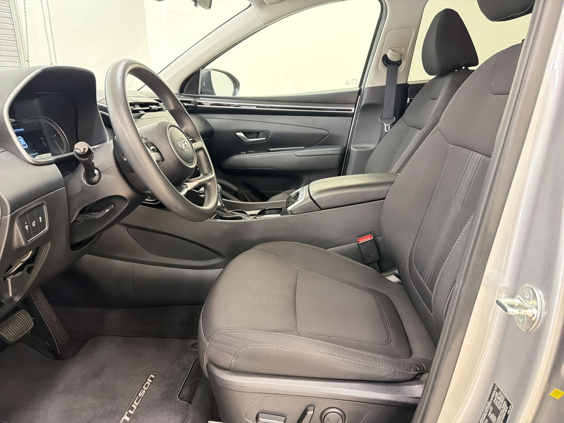 Used 2023 Hyundai Tucson SEL image 5