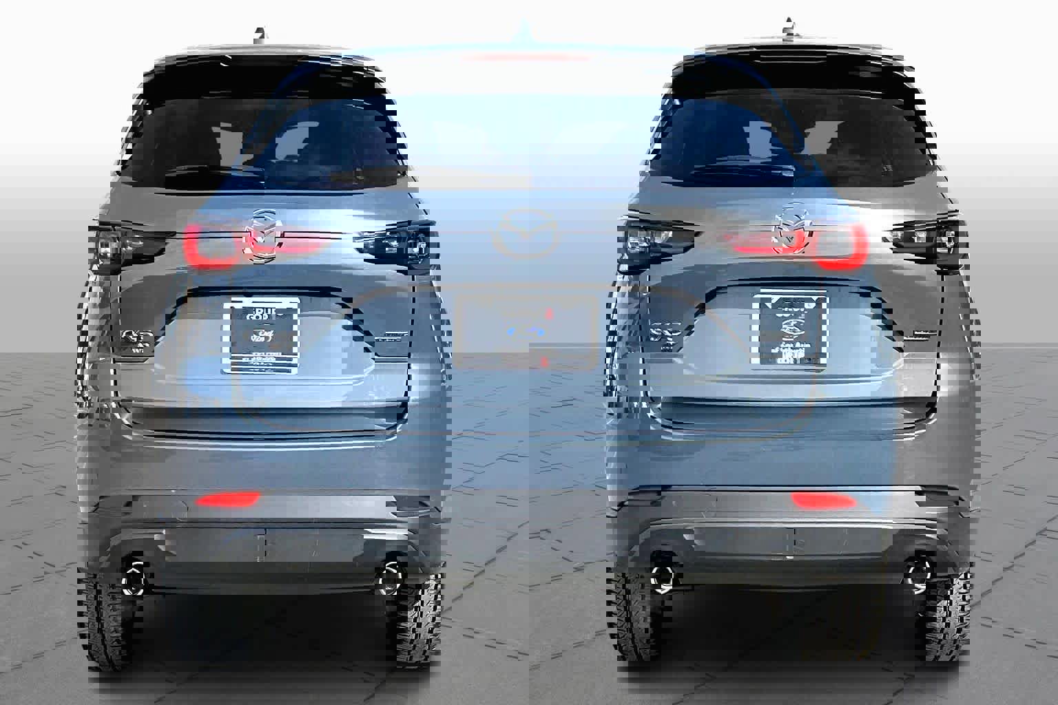 Used 2023 MAZDA CX-5 Carbon Edition image 2