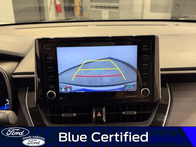 Used 2022 Toyota Corolla Cross XLE w/ Convenience Package FWD image 16