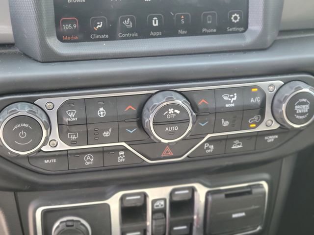 Used 2021 Jeep Wrangler Unlimited Sahara image 27