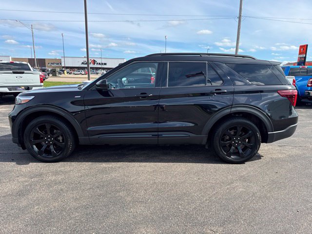 Certified 2024 Ford Explorer ST-Line w/ Class IV Trailer Tow Package AWD/4WD image 4