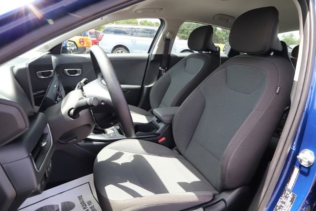 Used 2025 Kia K4 FWD image 13