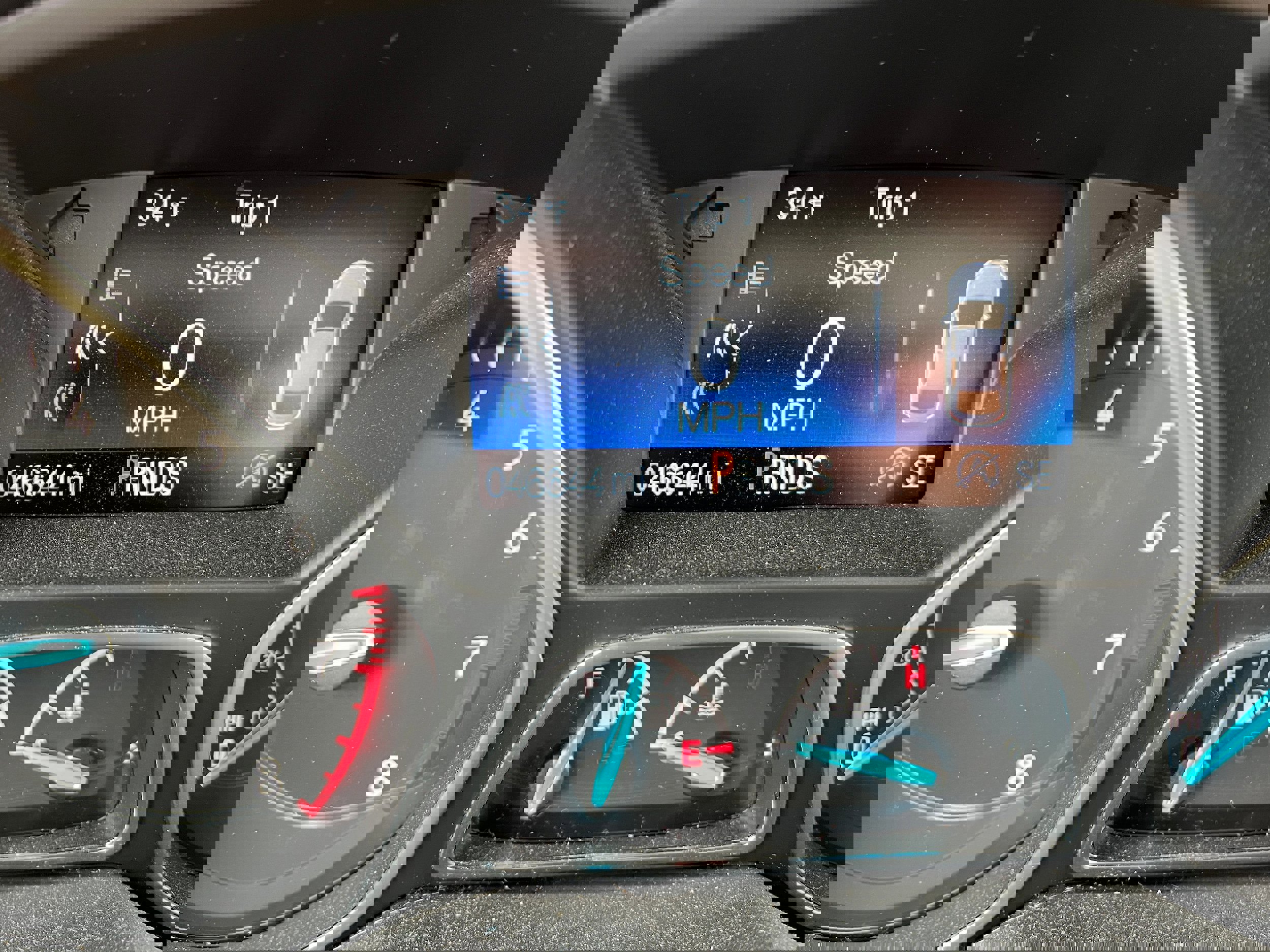 Certified 2018 Ford Escape Titanium w/ Ford Safe & Smart Package image 24