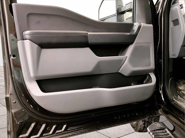 Certified 2024 Ford F350 XLT w/ Camper Package AWD/4WD image 21