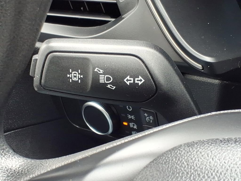 Certified 2022 Ford Escape SE FWD image 23