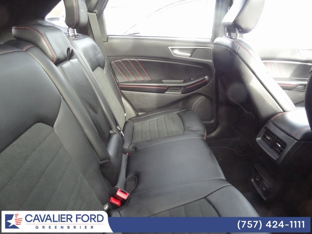 Certified 2022 Ford Edge ST-Line w/ Class II Trailer Tow Package image 8
