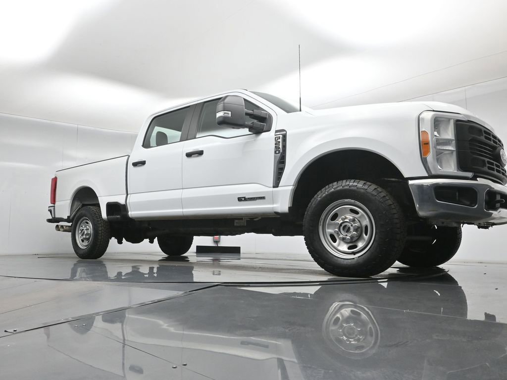 Certified 2023 Ford F250 XL w/ FX4 Off-Road Package image 6